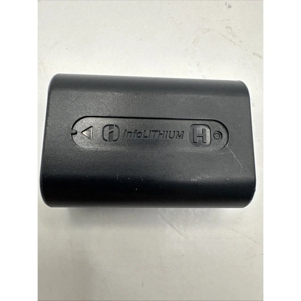 Sony OEM InfoLithium NP-FH30 HandyCam Battery for Sony CCD-TRV
